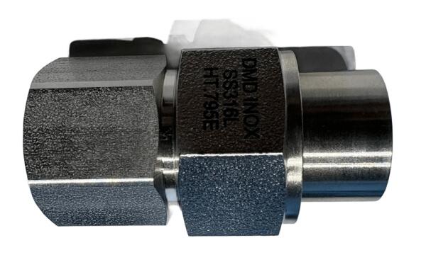 Union femelle à souder BW